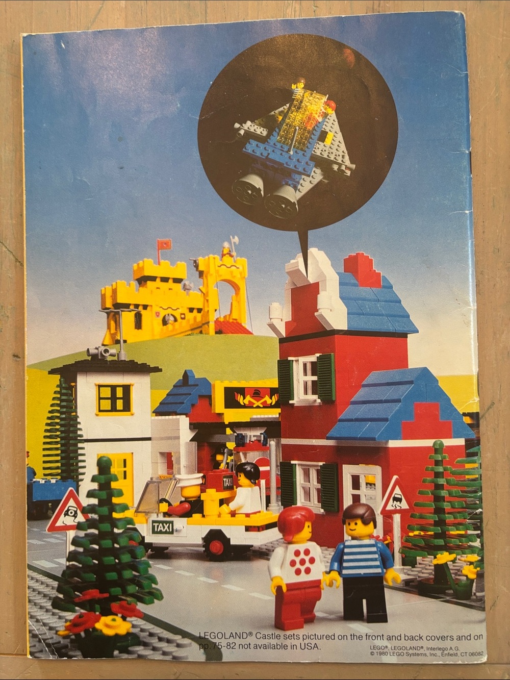 Legoland Ideas Book - Picture 2 of 7